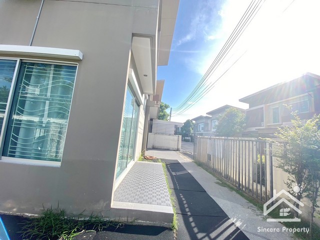 บ้านให้เช่า คาซ่าแกรนด์ มิตรสัมพันธ์ หลังมุม พื้นที่ด้านข้างกว้างมาก