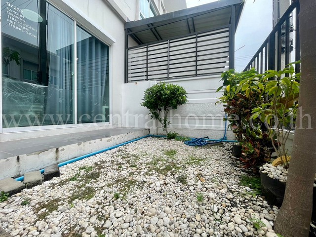 ทาวน์โฮม 2 ชั้น หมู่บ้านเจ ทาวน์ เอ็กซ์คลูซีฟ รังสิต-คลอง1 ซอยรังสิต-นครนายก34/1