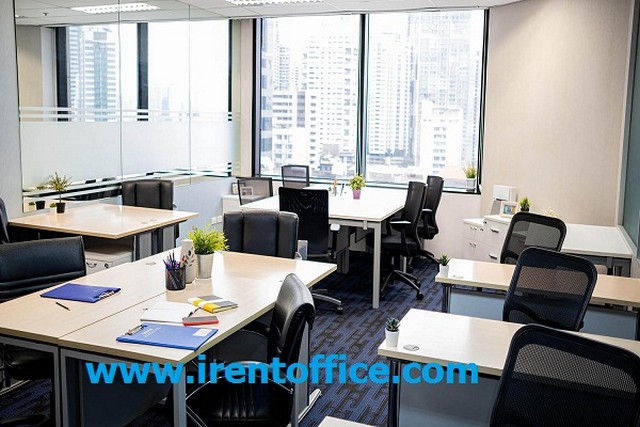 ออฟฟิศตกแต่งพร้อมใช้ สุขุมวิท  อาคารเอ็มโพเรียม ทาวเวอร์ มีพนักงาน 1 ท่านขึ้นไป   BTS พร้อมพงษ์