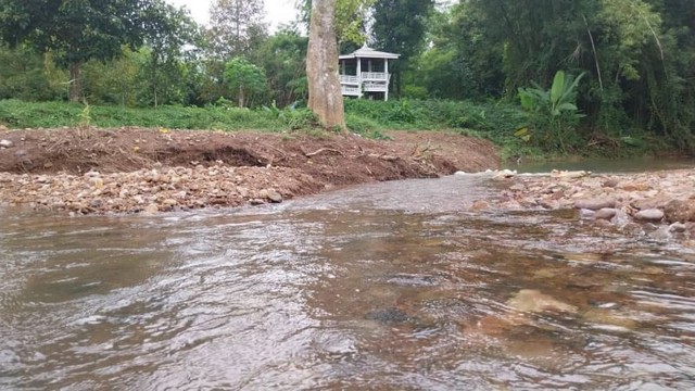 สนใจมาเที่ยวชมโทร ติดต่อ นกได้หลายช่องทางนะคะโทร. 06-3635-5651 (ไลน์เต็มค่ะ)โทร. 06-1494-9665ไลน์ไอดี : @nyland789(ไลน์คลิ๊กแล้วทักมาได้เลยค่ะ) https://line.me/R/ti/p/@lso8480l____________________________สวนทุเรียนสวยติดธารน้ำ จากน้ำตกวังม่วง วิวภูเขา เนื้อที่ 162 ตรว.2.5 ล้าน ขายเพียง 2.2 ล้านพร้อมโอน ราคานี้ภายในเดือน ก.ย.67 นี้เท่านั้นโฉนดครุฑเเดงต.นาหินลาด อ.ปากพลีจ.นครนายกใกล้ทางขึ้นอุทยานเขาใหญ่ฝั่งปราจีนบุรี เพียง 9 ก