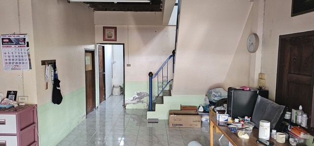 ขายบ้านเดี่ยวในเขตประเวศ ตรงข้ามสวนหลวงร.9 เนื้อที่ใช้สอยเยอะ เดินทางสะดวก ไม่ไกลจากห้างสรรพสินค้า เจ้าของขายเอง