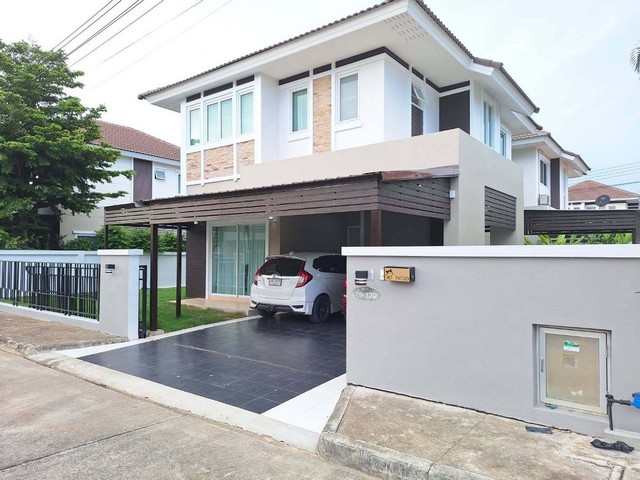 ขายบ้านเดี่ยว2ชั้น 56ตรว. 3นอน3น้ำ 3.9ลบ. ฟรีโอน ของแถม บ้านอรสิริน6 ต.สันปูเลย อ.ดอยสะเก็ด เชียงใหม่ขายบ้านเดี่ยว 2ชั้น รีโนเวทใหม่ทั้งหลัง ในโครงการคุณภาพโครงการหมู่บ้าน บ้านอรสิริน6 ต.สันปูเลย อ.ดอยสะเก็ด เชียงใหม่มีคลับเฮ้าส์ มีพี่รปภ.ตลอด 24 ชม. ถนนกว้างม๊ากราคาสุดพิเศษ เพียง 3.9 ล้านบาท (3,900,000 บาท)ฟรีทุกค่าใช้จ่ายวันโอนขนาดพื้นที่ 56 ตรว.- 3 ห้องนอน - 3 ห้องน้ำ - 1 ห้องครัว