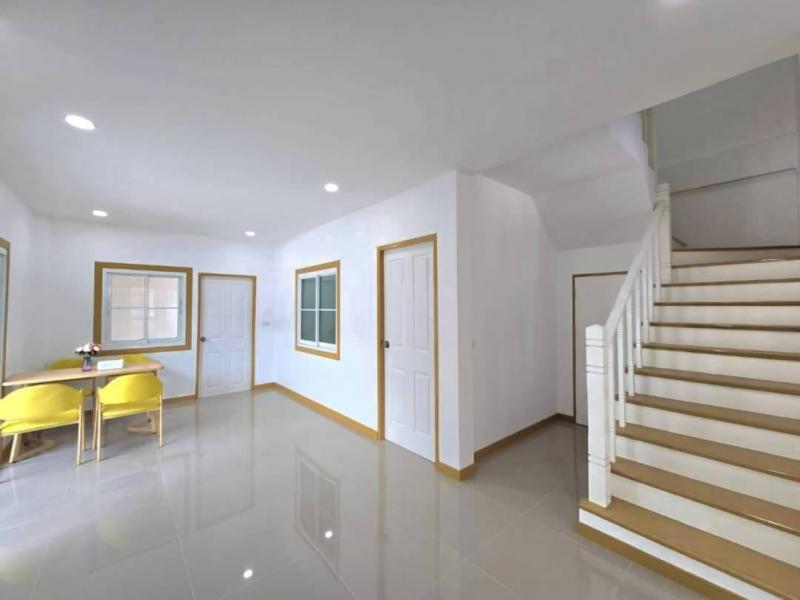 ขายบ้านแฝดสวยพร้อมอยู่ หมู่บ้านปิยะวรารมณ์ รีโนเวทใหม่