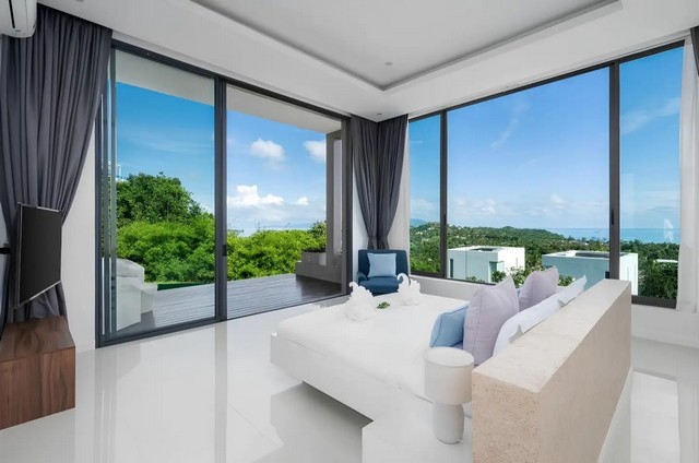 ขาย วิลล่าหรู ชั้นเดียว บนพื้นที่ 2 ไร่กว่า เฉวง เชิงมน พร้อมวิวทะเลอันน่าทึ่งและโรงภาพยนตร์ส่วนตัว