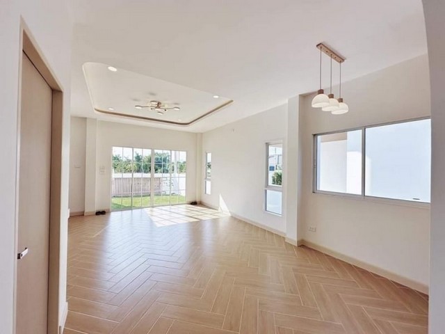 บ้านเดี่ยว 2 ชั้น มูจิมินิมอล ไม่มีส่วนกลาง ใกล้กาดฝรั่ง หางดง