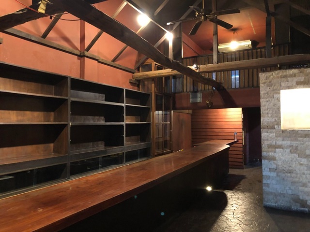 BTSพร้อมพงษ์ 80ม สุขุมวิท30-35 EMSPHERE  270 ตรม.5นอน 5น้ำ บาร์สไตล์ยุโรป ญี่ปุ่น