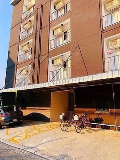 เฟอร์ แอร์ 28ตัว ขายโรงแรม Hostel 5 ชั้น สุขุมวิท101 58ตรว. MRTปุณณวิถี12-19  355ม. ทุกห้อง  27นอน 100เตียงนอน 758ตรม.