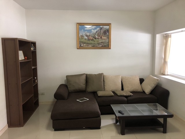 ให้เช่า ทาวน์โฮม มบ.อินดี้ บางนา ซอยเอแบค26 INDY BANGNA ขนาด 18 ตรว. เฟอร์นิเจอร์ครบ ต่อเติมครัวแล้ว พร้อมเข้าอยู่