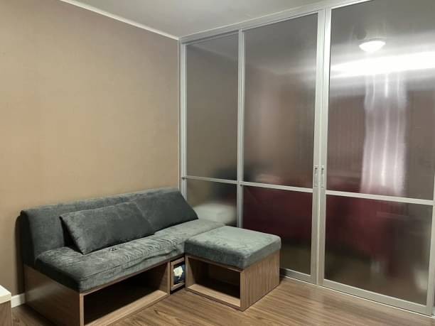 ขาย Dcondo nim 2.1 ล้าน 30 ตรม. ทำเลดี เดินทางสะดวก เฟอร์นิเจอร์ครบ หิ้วกระเป๋าเข้าอยู่ได้เลย 