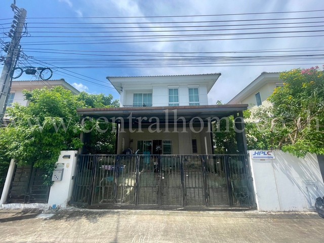 รหัสทรัพย์  5682บ้านแฝด บ้านพฤกษา เทพารักษ์-เมืองใหม่ฯที่ตั้ง: ถนนเทพารักษ์ ต.บางเพรียง อ.บางบ่อ จ.สมุทรปราการ 10560รายละเอียดทรัพย์ - บ้านแฝด 2 ชั้น, ขนาดพื้นที่ 47 ตารางวา, พื้นที่ใช้สอย 116 ตารางเมตร- 3 ห้องนอน, 2 ห้องน้ำ, 1 ห้องครัว,1 ห้องรับแขก, 2 ที่จอดรถ- บ้านหันหน้าทิศใต้- ชั้นล่างพื้นกระเบื้อง / ชั้นบนพื้นลามิเนต- ปั้มน้ำ + แทงค์น้ำ ต่อเติมหลังคาหน้าบ้า