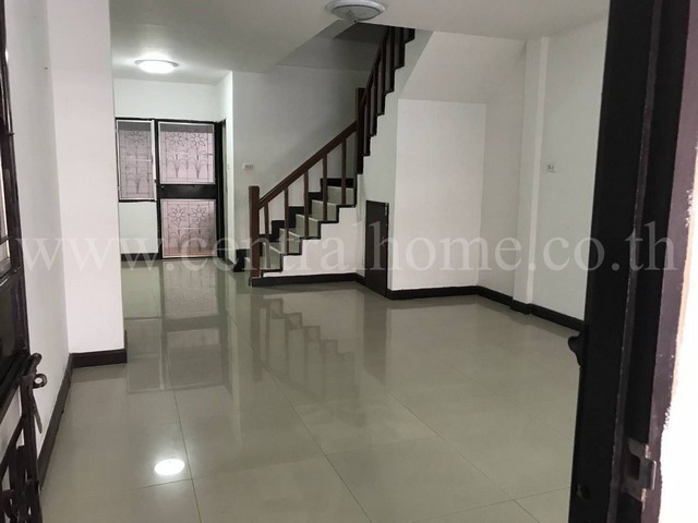 ทาวน์เฮ้าส์ เค.ซี. คลัสเตอร์ รามอินทรา - หทัยราษฏร์ ราคาถูกมาก