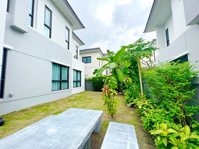 พร้อมสวน City ครอบครัวใหญ่ เซนทรัลปิ่นเกล้า คฤหาสน์ 2ชั้น 4นอน เฟอร์ครบ The walk ราชพฤกษ์-สวนผัก5น้ำ 86ตร.ว  312ตร.ม