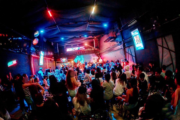 เซ้งร้านเหล้า ย่าน ม.เกษตร ติด BTS เสนานิคม เปิดมา 5 ปี มีฐานลูกค้าเดิม และลูกค้าประจำ