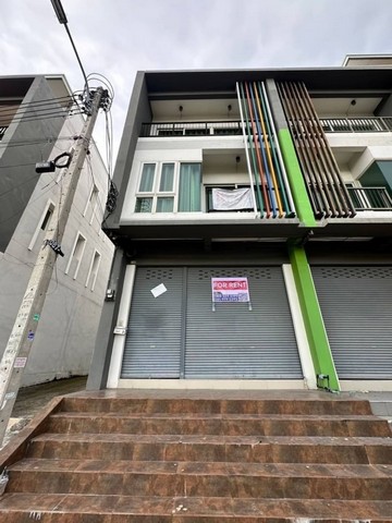 ขาย ให้เช่าอาคารพาณิชย์ 3 ชั้น สไตล์โมเดิร์น สวนเสือ-สุรศักดิ์ ศรีราชา TP-C0458