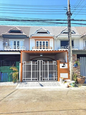 ขายทาวน์เฮ้าส์ 2ชั้น หมู่บ้านมนวดีพาร์ค ซอย5 อ.บางบัวทอง จ.นนทบุรี