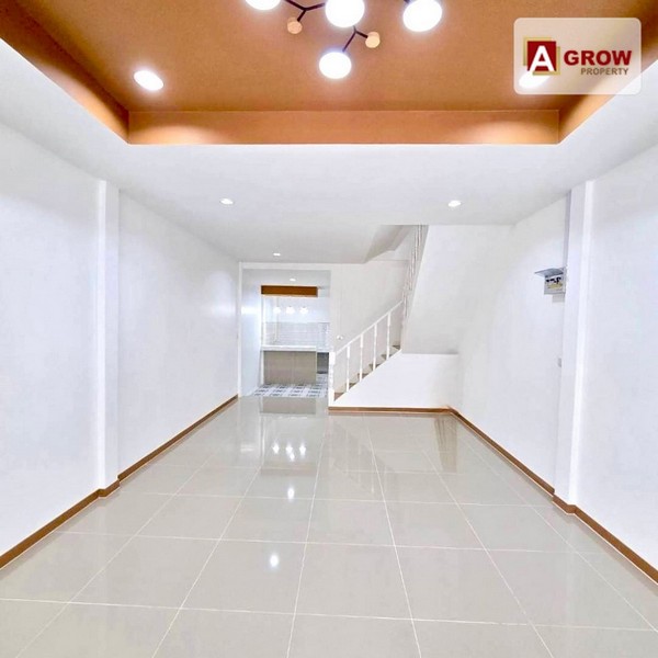 ม. บัวทอง2 ซอย21/14บ้านรีโนเวทใหม่ทั้งหลัง ทำเลทองใกล้รถไฟฟ้าคลองบางไผ่ พร้อมเข้าอยู่ได้เลย