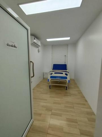 ขายอาคารพาณิชย์ 5 ชั้น 53 ตร.ว. ย่านทาวน์อินทาวน์ ลาดพร้าว เลียบด่วน เหมาะทำคลีนิคความงาม พร้อมอุปกรณ์ (มีค่าเซ้ง)