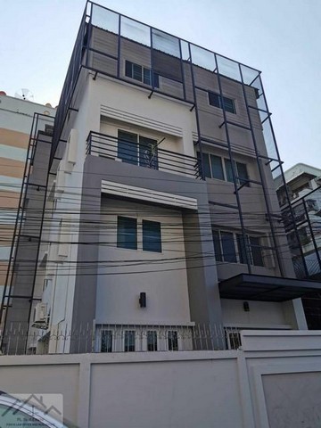 POR4802 ขาย โฮมออฟฟิศ ลาดพร้าว 71 นาคนิวาส 37 ใกล้เลียบด่วน นาคนิวาส โชคชัย 4 ใกล้เซ็นทรัลอีสวิวส์ 4 ชั้น 83 ตารางวา เหมาะซื้อทำออฟฟิศ