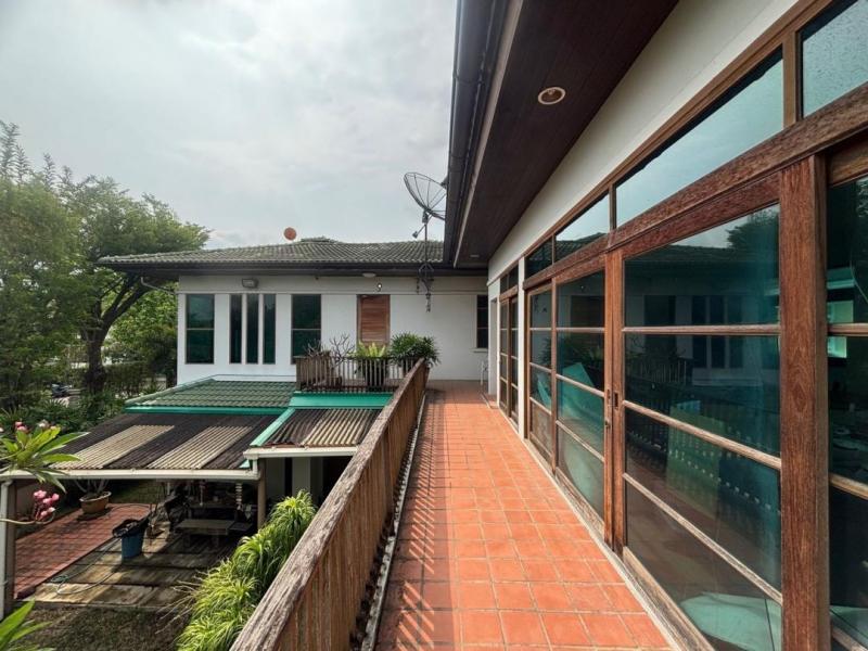 BS873 ขายบ้านเดี่ยว 2 ชั้น หมู่บ้านลาดพร้าว 1 ย่านเลียบด่วน โยธินพัฒนา 11 – ขนาด 157.5 ตร.ว.