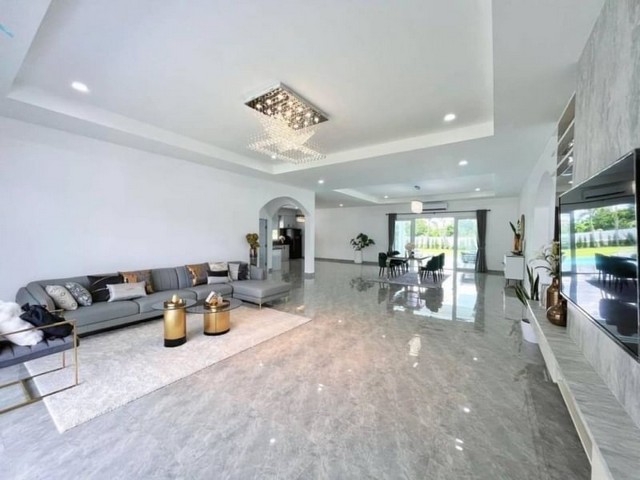 บ้านพลูวิลล่าห้วยใหญ่ พัทยา บางละมุง ตกแต่งครบ พร้อมเฟอร์นิเจอร์ FP-H0402