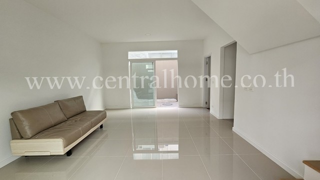 P1 ทาวน์เฮ้าส์ คาซ่า วอเตอร์ไซด์ ราชพฤกษ์ - พระราม 5 มือหนึ่ง