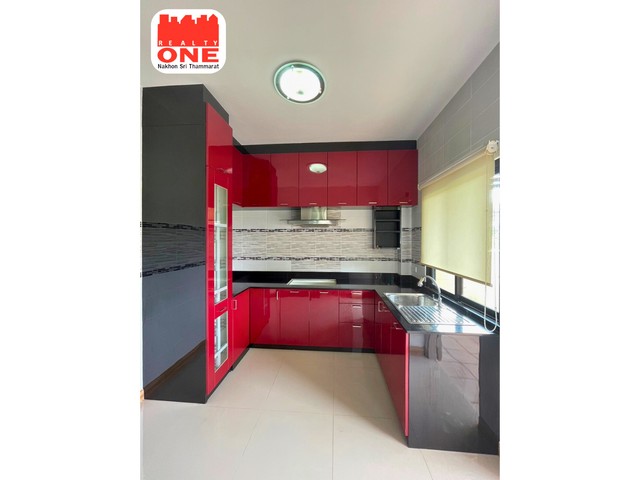 บ้านเดี่ยว โครงการ โมเดิร์น ทาวน์ เจ้าของซื้อมาไม่เคยอยู่อาศัย ทางเจ้าของบิ้วอินพร้อมอยู่เรียบร้อยแล้ว