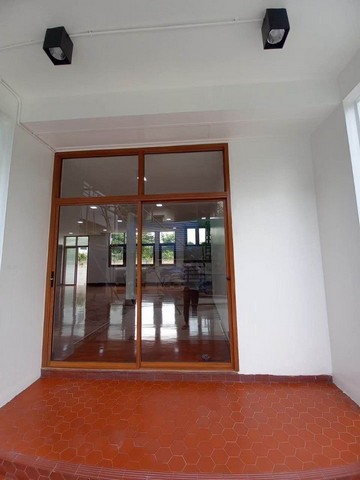 ให้เช่าบ้านเดี่ยว ใกล้สถานีสายแดงจตุจักรและ 5 นาทีขึ้นทางด่วนรัชดาภิเษก  ในซอยพงษ์เพชรนิเวศน์ ถนนประชาชื่น จตุจักร