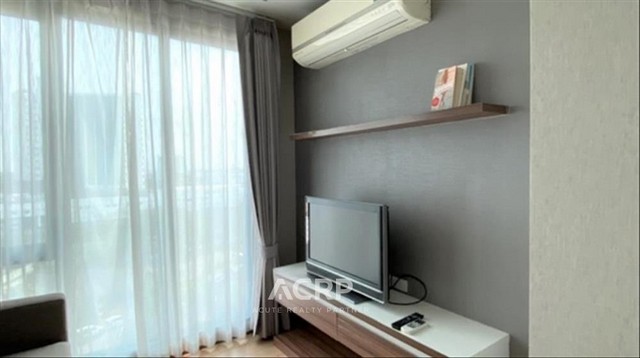 ขายคอนโดสุดหรูระดับพรีเมี่ยม The Astra Condo ช้างคลาน จ.เชียงใหม่ ขนาด 45 ตร.ม. 1 นอน 1 น้ำ ครบครันด้วยเฟอร์นิเจอร์ ย่านธุรกิจบนถนนช้างคลาน และแหล่งช็อปปิ้งไนท์บาร์ซ่า สิ่งอำนวยความสะดวกในโครงการ อาทิ สระว่ายน้ำบนดาดฟ้า ฟิตเนส สปา ซาวน่า สตรีมขาย 4,000,000 บาท(รหัสทรัพย์ 00155072) Contact Us+66 (0)88 268 2000info@acuterealtyconsultant.comLine Official : http://lin.ee/N9TaR0qhttps://www.acr-partner.com