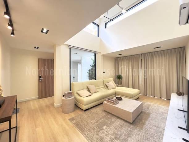 ขายพูลวิลสวย 9.98 ล้าน 81 ตรว. 4 นอน 5 น้ำ หางดง Modern art Luxury เฟอร์นิเจอร์ครบ ซื้ออยู่เองหรือปล่อยเช่าได้ เข้าอยู่ได้เลย