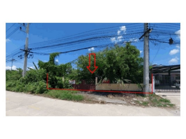   Code ID :  PGRBR-LB-A-650005  ราคา  2,160,000  บาท ▸ เนื้อที่ 1 งาน 2 ตร.ว   พื้นที่ใช้สอย 135 ตร.ม.   ▸ 2 ห้องนอน 2 ห้องน้ำ    ▸ 1 ที่จอดรถ   บ้านหันไปทางทิศตะวันออกเฉียงใต้  พิกัดทรัพย์ : https://maps.app.goo.gl/GKsHuoepifxzq5SD9  สถานที่ใกล้เคียง ▸ใกล้  บิ๊กซี บ้านโป่ง ▸ใกล้  สถานีรถไฟ บ้านโป่ง ▸ใกล้  โรงพยาบาลซานคามิลโล บ้านโป่ง ▸ใกล้   วัดบ้านโป่ง  สอบถามเพิ่มเติม / นัดชม โทร. 097-419-5982(พลอย) โทร. 096-932-4624(ออมสิน) Line : @panaya (มี@ด้านหน้า)  ปรึกษาสิน�