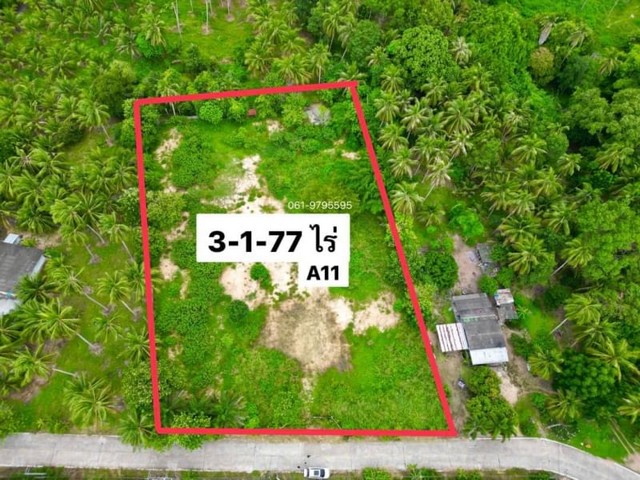 TEL:088-559 5199 คุณเอLine: https://line.me/ti/p/C0eGe0whLXขายที่ดิน 3-1-77 ไร่ โซนพัทยา ล้อมรั้วแล้ว ตะเคียนเตี้ย-โรงโป๊ะ บางละมุง ชลบุรีรายละเอียด เนื้อที่ 3 ไร่ 1 งาน 77 ตารางวาล้อมรั้วแล้ว ทั้ง 4 ด้านด้านหน้าที่ดินติดถนนสาธารณะ 6 เมตร ขายเหมา 10,500,000 บาท (พร้อมโอน)ตารางวาละ 7,626 บาท ...คุ้ม! มากการเดินทางสะดวก : ใกล้ถนนคู่ขนานมอเตอร์เวย์สาย 7 ใกล้พัทยา ใกล้แหลมฉบัง อยู่ไม่ไกลจากโครงการหมู่บ้าน เดอะ เน็ก วิ