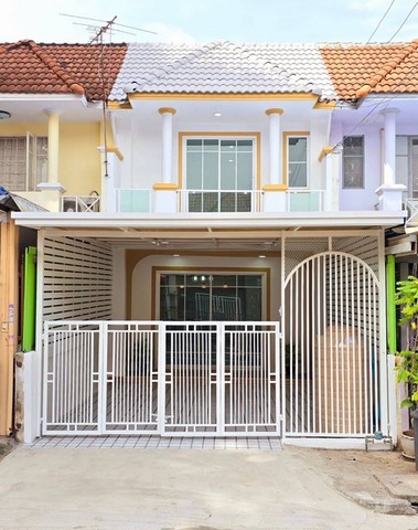 ขายด่วนทาวเฮ้าส์สวยพร้อมอยู่ หมู่บ้านบัวทอง4 บัวทอง4 ซอย1/30 เลขที่179/357ถนนบ้านกล้วย พิมลราชบางบัวทอง นนทบุรีทาวน์เฮ้า2ชั้น ทิศตะวันออกเฉียงเหนือพื้นที่18ตารางวา 2นอน2น้ำ 1โรงจอดรถแถมปั๊มน้ำแท็งค์น้ำและเฟอร์นิเจอร์ตามรูปเลยสถานที่ใก้ลเคลียงเซ็นเทรัลโลตัสบิ๊กซีอีเกียขาย1,590,000 บาท ฟรีโอนโทร 0950566828  คุณซี สนใจนัดชมบ้านได้นะครับโทรปรึกษาสินเชื่อได้ทุธนคารID Line thashi56 