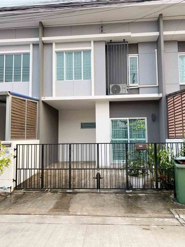 ให้เช่าทาวเฮ้าส์ 2 ชั้น หมู่บ้าน พฤกษาวิวล์ 100 ถนน คลองหลวง คลอง 2 ปทุมธานีใกล้แม็คโครคลอง2,ฟิวเจอร์,โทลเวย์ติดถนนเมนหลักค่าเช่า 11,000 บ./ด. เข้าอยู่จ่ายประกัน 2 เดือน ล่วงหน้า 1 เดือนมี 4ห้องนอน 2ห้องน้ำ จอดรถได้ 2 คันแอร์ 3  เครื่อง ที่ห้องนอนและห้องโถ่งติดต่อ 0622826264 หมวยให้เช่าทาวเฮ้าส์ 2 ชั้น หมู่บ้าน พฤกษาวิวล์ 100 ถนน คลองหลวง คลอง 2 ปทุมธานีใกล้แม็คโครคลอง2,ฟิวเจอร์,โทลเ