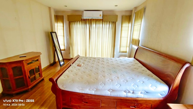 หทัยราษฎร์ 39 ซาฟารี ปัญญา เฟอร์ครบทั้ง 3นอน รร.สาธิตพัฒนา ให้เช่าบ้านเดี่ยว 2ชั้น 50ตรว. 4แอร์ 3น้ำ ห้องนั่งเล่น ห้องครัว