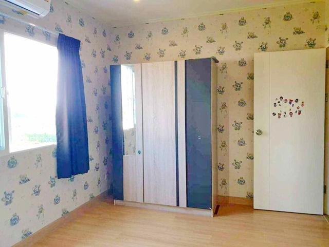 ตลาดลุงออม ตลาดกิเลน ปิ่นเกล้า-พุทธมณฑล สาย 3 ให้เช่าบ้านเดี่ยว 2 ชั้น  44 ตร.ว. 3นอน 2น้ำ บางกรวย  นนทบุรี ภายในบ้านได้ถึง 2 คัน