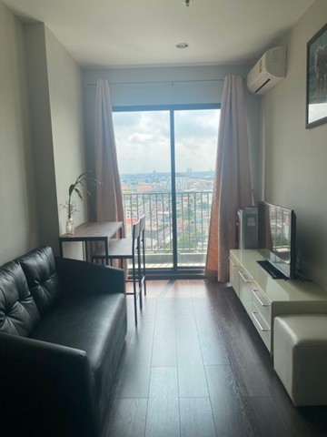 C Ekkamai, next to Ekamai Road, near Phetchaburi.???????? The best price in the project ????????Selling price 3,300,000 baht????️1 bedroom 1 bathroom????️ Fully Furnished????️ Total usable area 30.41 sq.m.????️ 18th floor*actual room pictures*new room ready to move inRental price 13,000 baht per month.Minimum contract 1 year ????Pay in advance 1 month2 month warranty???????????????????? ???? ????????????????????????????คอนโด ซี เอกมัย ติดถนนเอกมัย ใกล้เพชรบุรี????????ราคาดีสุดในโครงการ ????????ราคา ขาย 3,300,000 บาทค่าโอน 50:50ราคาผ่อนต่อเดือนเท่ากับราคาเช่าต่อเดือน????️ 1 ห้องนอน 1 ห้องน้ำ????️ Fully Furnished ( เครื่องใช้ไฟฟ้าครบ ????️ ขนาดพื้นที่ใช้สอยร