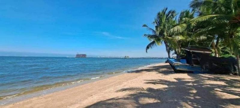 #ขายที่ดินติดชายหาดกระทิงลายพัทยา#ขายที่ดินติดทะเล - #ที่ดินติดทะเล ✴️ที่ดินหาดกระทิงลาย ชลบุรี -ถนน 2 ด้าน  -ติดหาด-ความกว้าง 51 เมตร-ติดถนนสุขุมวิท  -​ความกว้าง  80 เมตร✴️ติดถนนซอย สุขุมวิท-พัทยา 6     ยาว 350 เมตร✴️พื้นที่ทั้งหมด 13-1-47.5 ไร่ ????ขายเพียงไร่ละ 60  ล้าน????พิกัด#ที่ดินติดทะเลที่ดินหาดกระทิงลาย..............สนใจติดต่อ/นัดชม☎️081-459-0982​   ลฎา☎️098-9955449☎️085-4226346  แอดมิน????หรือกดเลยลิงค์ไ