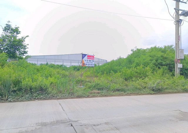 ขายที่ดิน 1ไร่ 2 งาน 93.8 ตารางวา ติดถนนอนามัยงามเจริญ ท่าข้าม บางขุนเทียน ทำเลดี เดินทางสะดวก เหมาะลงทุน (รหัสทรัพย์ที่ : 40056)ที่ตั้ง   ถนนอนามัยงามเจริญ แขวงท่าข้าม  เขตบางขุนเทียน จังหวัดกรุงเทพรายละเอียดเนื้อที่ดิน 1ไร่ 2 งาน 93.8 ตารางวารูปแปลงที่ดิน  สี่เหลี่ยมผืนผ้าผังสีเขียว ก๔ติดถนน  1  ด้าน   - ด้านหน้า ที่ดินติดถนนอนามัยงามเจริญ ยาวประมาณ 37 เมตร  - ด้านข้างซ้าย-ขว