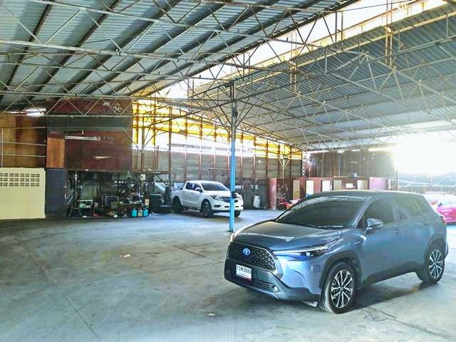 ท่าเรือข้ามฟากสี่พระยา MRTหัวลำโพง360ม. ให้เช่าโกดัง ย่านกลางเมือง เจริญกรุง 25-35 ตลาดน้อย สัมพันธวงศ์ 196 ตรว. 782 ตรม. 4นอน แอร์ 1ตัว