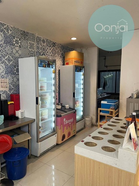 เซ้งร้านชาบูหม่าล่า พื้นที่ 58 ตรม ตึกสูง 6 ชั้น ร้านอยู่ซอยศาลาแดง พร้อมอุปกรณ์ 1 ห้อง  มีห้องน้ำทุกชั้น - OJ_0001_FF