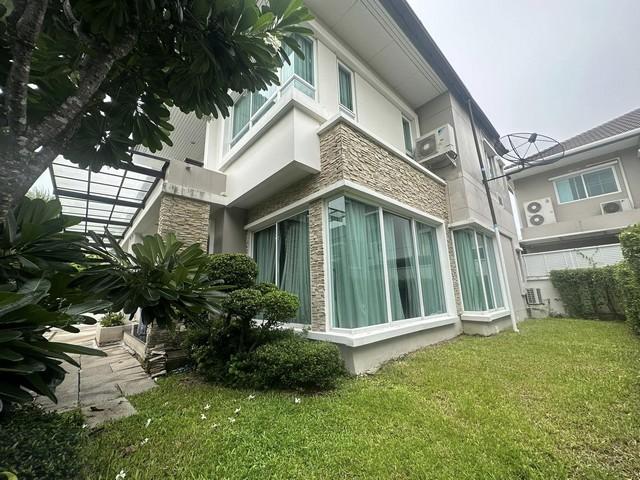 EPL-HS1355 ขายบ้านเดี่ยว 2 ชั้น โครงการแกรนด์ บางกอก บูเลอวาร์ด พระราม 9-ศรีนครินทร์ ขนาด 80 ตร.วา พื้นที่ใช้สอย 335 ตร.ม. 4 ห้องนอน