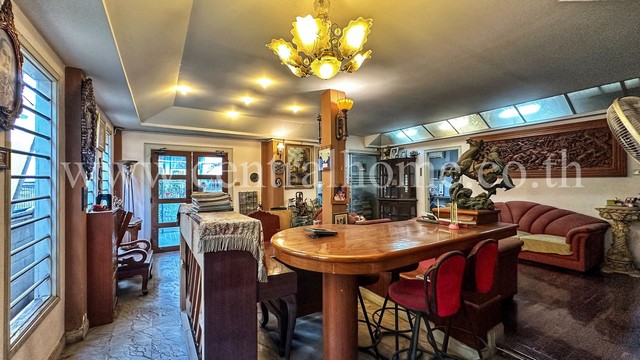 บ้านเดี่ยว 2 ชั้น ซอยวิภาวดี 42 แยก 18-2 ซ. ทำเลดี