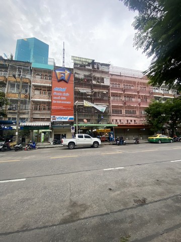 ขายตึกแถว 2 คูหา พื้นที่รวม 32 ตรว. 5 ชั้น ตำบลช่องนนทรี อำเภอยานนาวา กทม