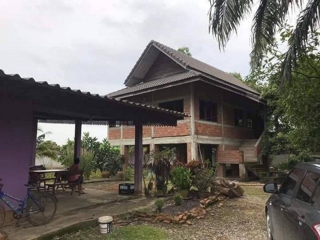 ขายด่วน บ้านสวนพร้อมบ่อปลา สาธารณูปโภคครบ หางดง