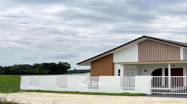 บ้านชั้นเดียวสไตล์มินิมอล อ.ดอยสะเก็ด จ.เชียงใหม่ 3 นอน 2 น้ำ