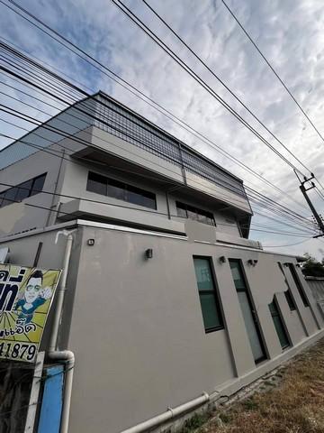 ให้เช่าอาคารพาณิชย์ 3 ชั้น ถนนราชพฤกษ์ - บรมราชชนนี ใกล้รถไฟฟ้า สายสีแดง