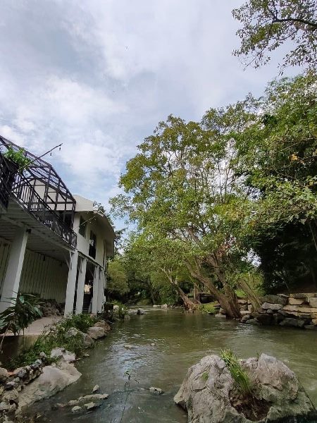 โอกาสพิเศษ! ขายรีสอร์ทหรู Zantiis Ndol Villas ท่ามกลางธรรมชาติที่มวกเหล็ก