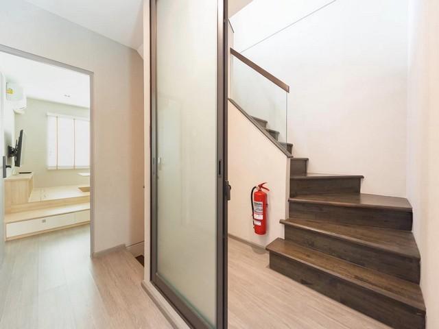 ให้เช่า-ขายทาวน์โฮม 3 ชั้น ถนนสุคนธสวัสดิ์ The Landmark เอกมัย-รามอินทรา เนื้อที่ 21.9 ตร.ว. พื้นที่ใช้สอย 168 ตร.ม. 3 ห้องนอน