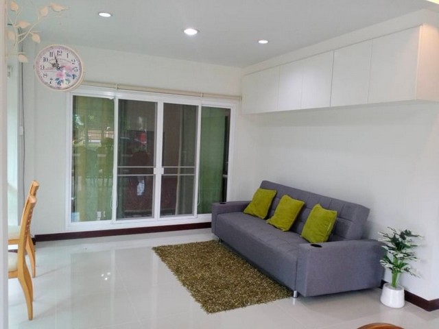 บ้านเดี่ยวหลังใหญ่ วิวทะเลสาบ สันทราย พร้อมผู้เช่า