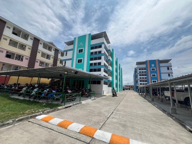 ขายอพาร์ทเม้นท์ 2 ไร่ 3 งาน 2 อาคาร ตำบลบ้านเก่า อำเภอพานทอง จังหวัดชลบุรี ใกล้นิคมอมตะนคร